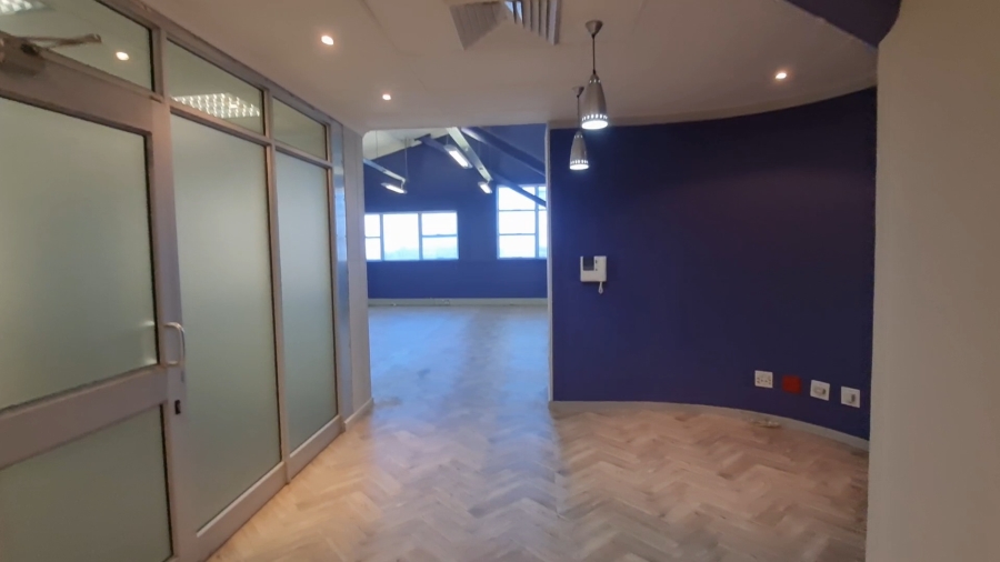 To Let commercial Property for Rent in Mowbray Western Cape